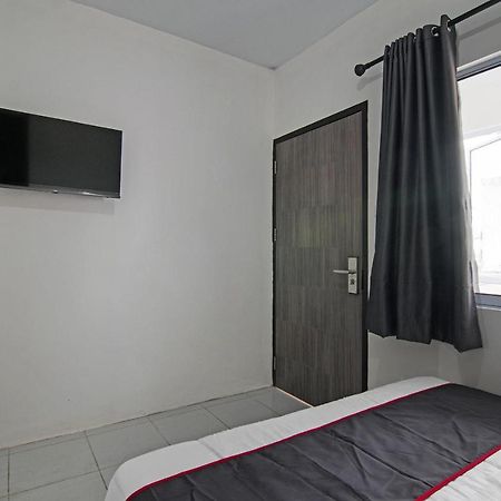 Hotel Oyo 92300 Koala House Pekanbaru Esterno foto